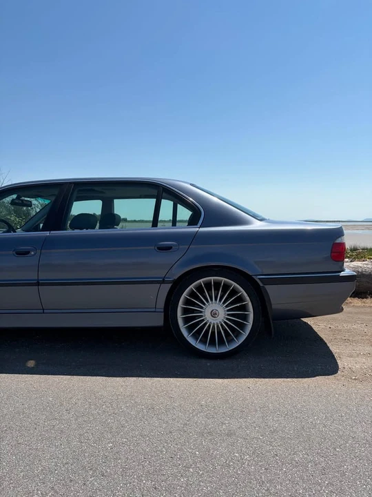 2001 BMW E38 7 Series - Image 8 of 15