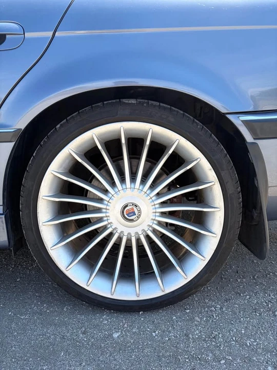 2001 BMW E38 7 Series - Image 11 of 15