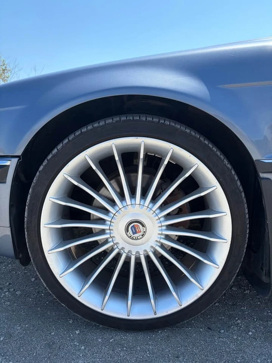2001 BMW E38 7 Series - Image 13 of 15