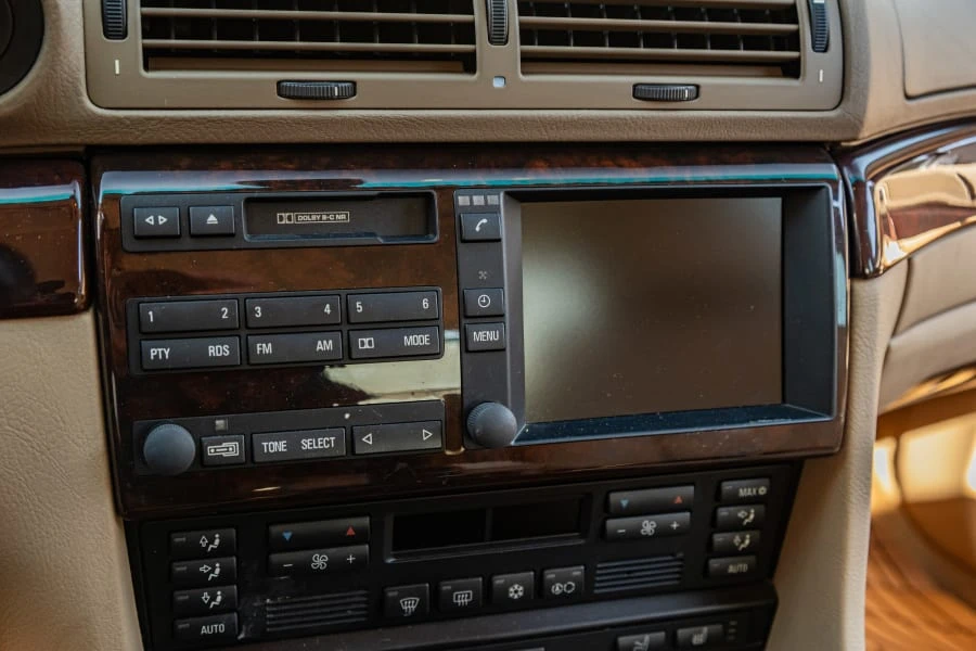 2001 BMW E38 7 Series - Image 18 of 31