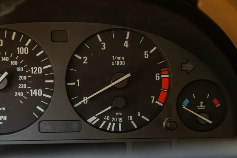 2001 BMW E38 7 Series - Image 15 of 31
