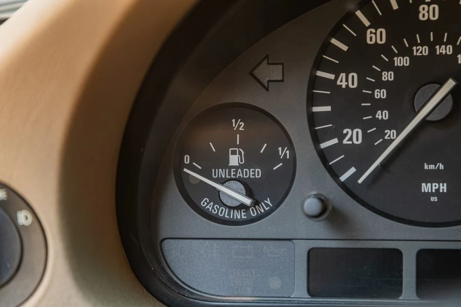 2001 BMW E38 7 Series - Image 25 of 31