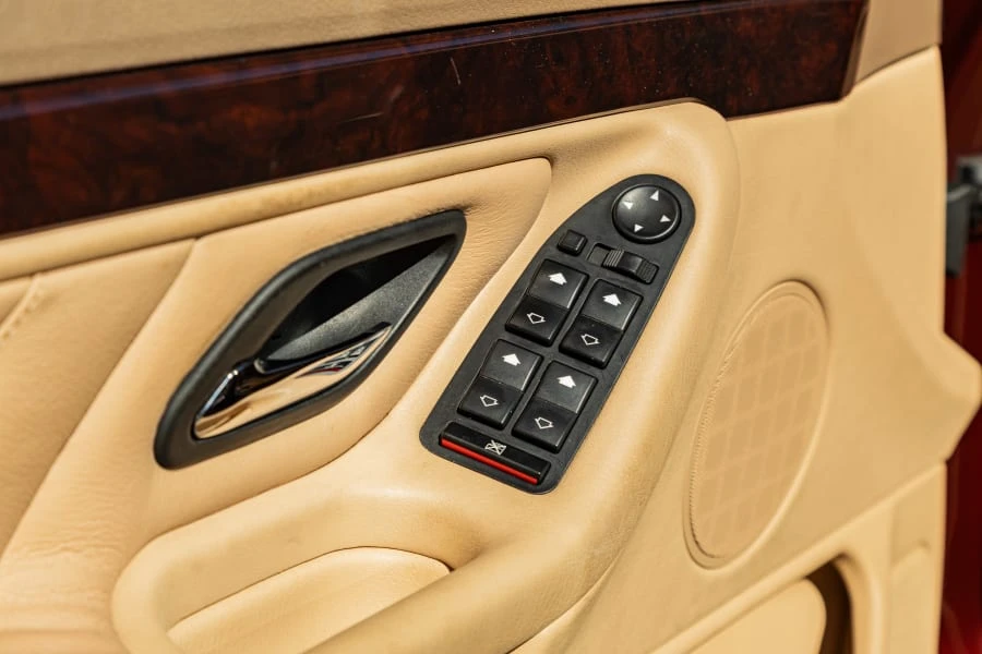 2001 BMW E38 7 Series - Image 16 of 31