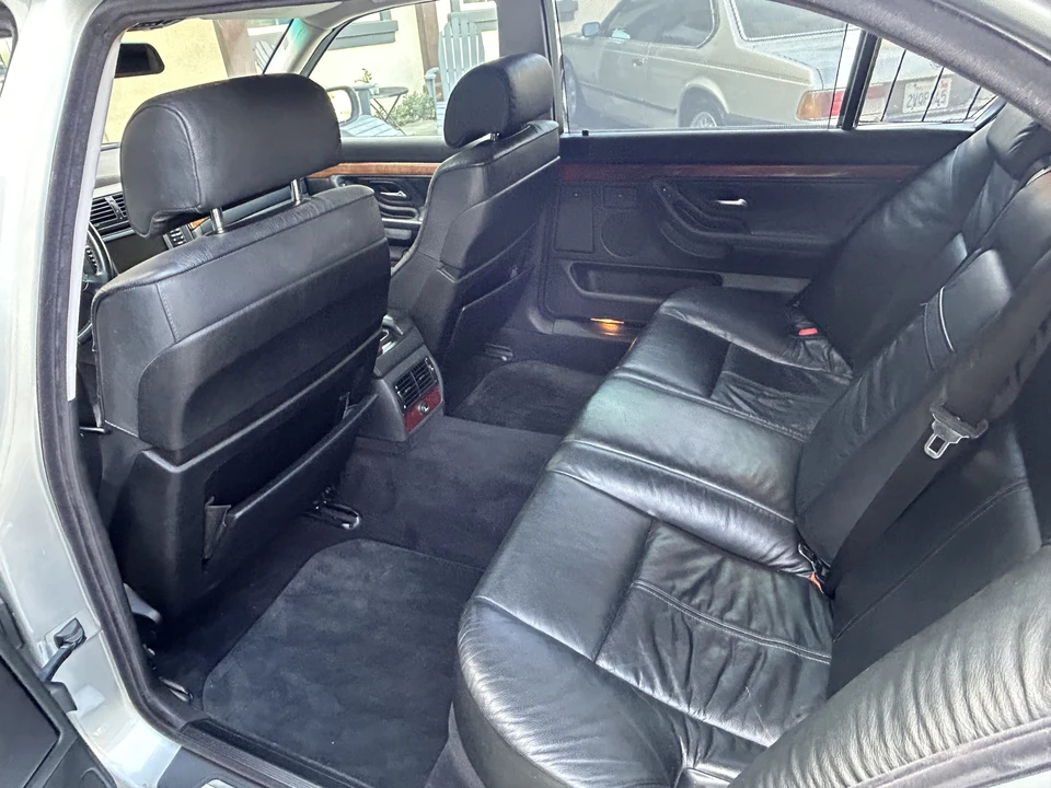 2001 BMW E38 7 Series - Image 25 of 30