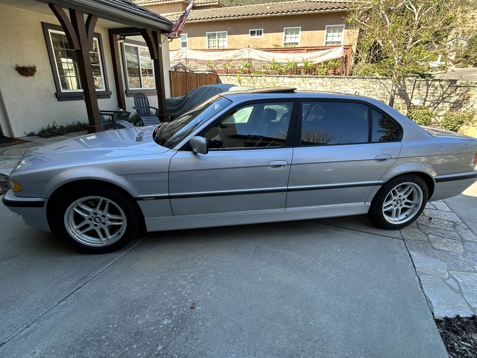 2001 BMW E38 7 Series - Image 4 of 30