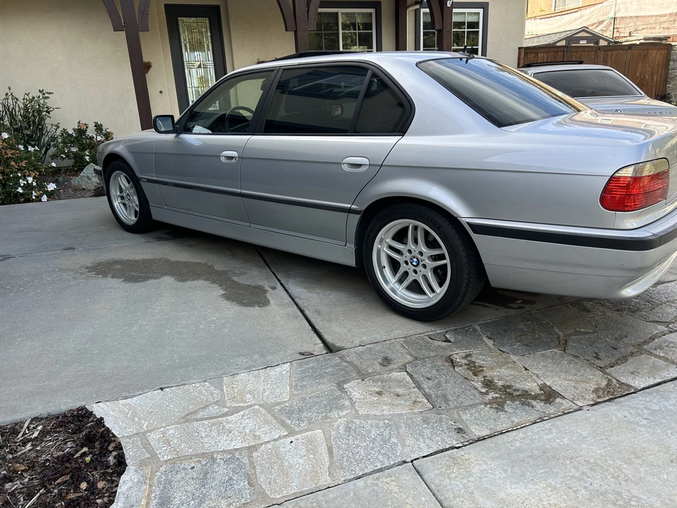 2001 BMW E38 7 Series - Image 5 of 30