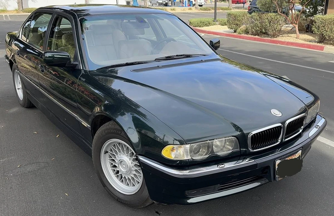 2001 BMW E38 7 Series - Image 2 of 9