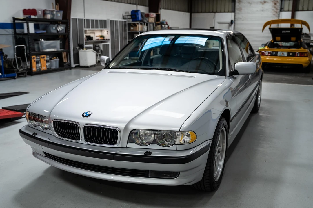 2001 BMW E38 7 Series - Image 9 of 31