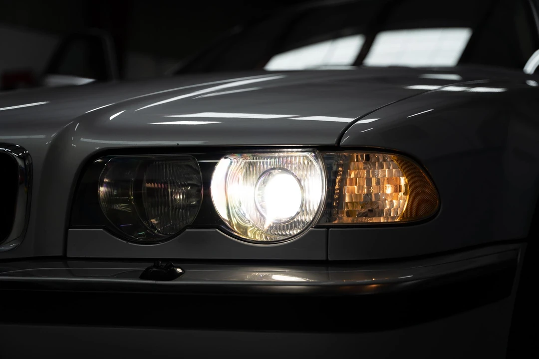 2001 BMW E38 7 Series - Image 26 of 31
