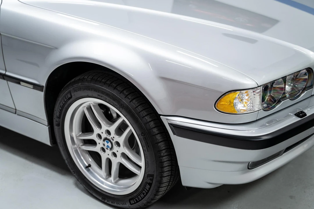 2001 BMW E38 7 Series - Image 12 of 31