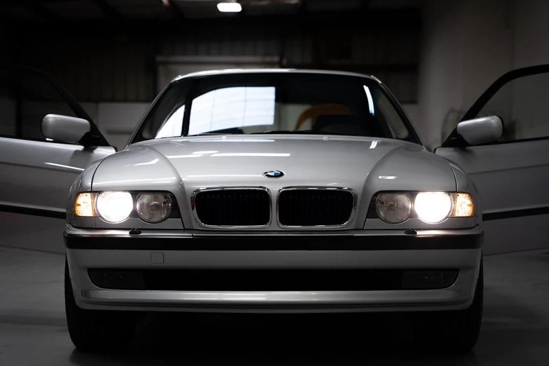 2001 BMW E38 7 Series - Image 7 of 31