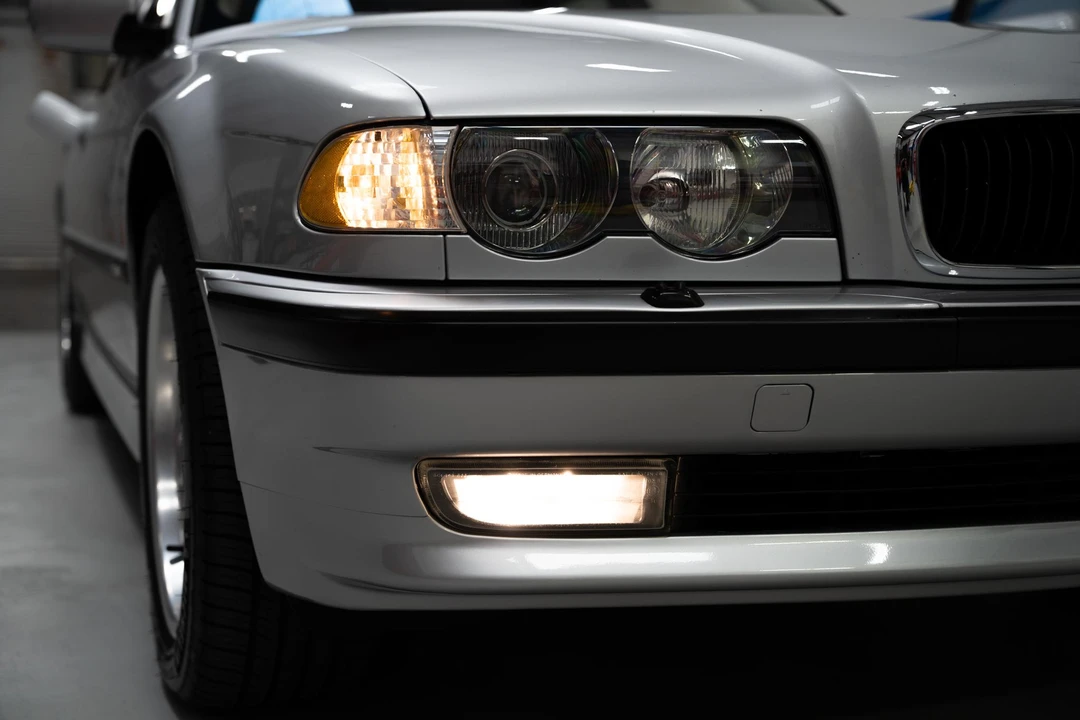 2001 BMW E38 7 Series - Image 17 of 31
