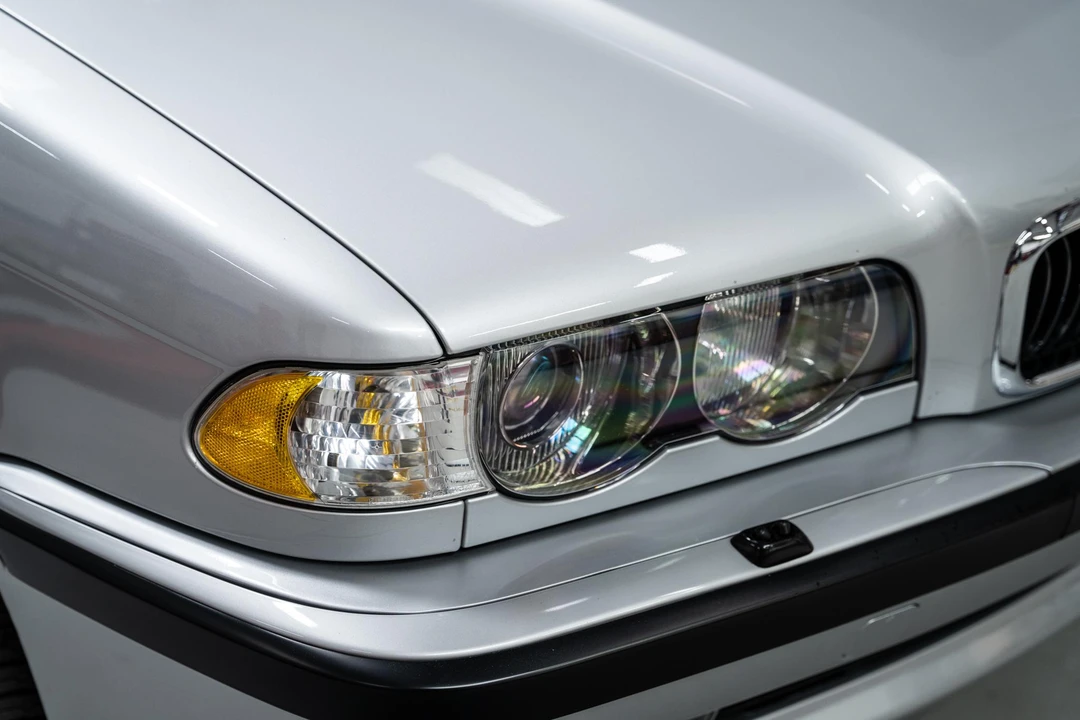 2001 BMW E38 7 Series - Image 13 of 31