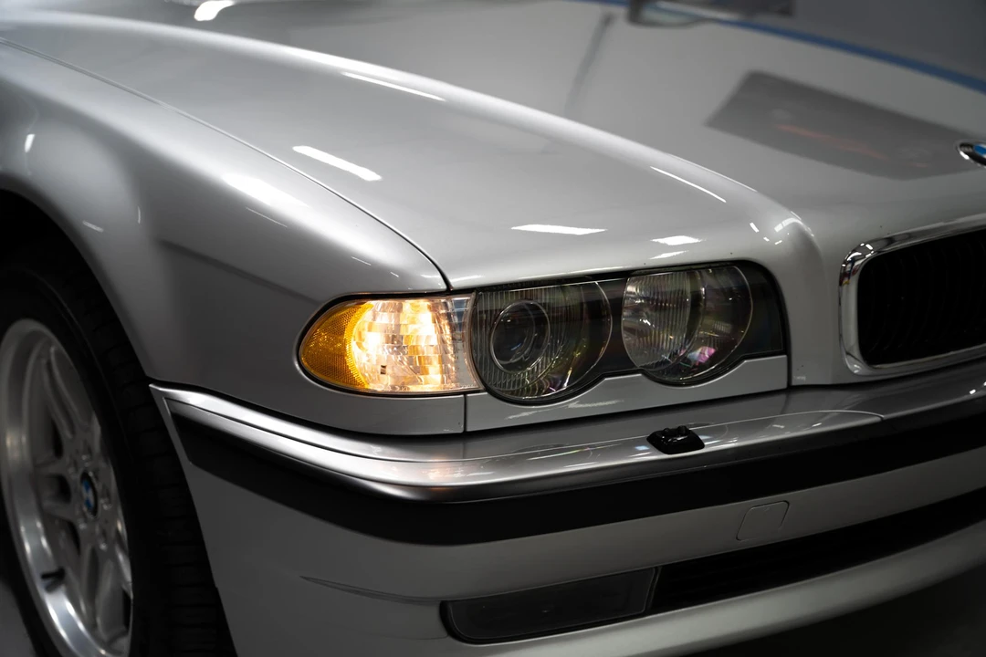 2001 BMW E38 7 Series - Image 15 of 31