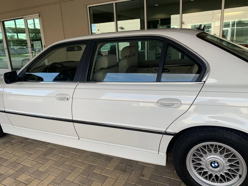 2001 BMW E38 7 Series - Image 24 of 31