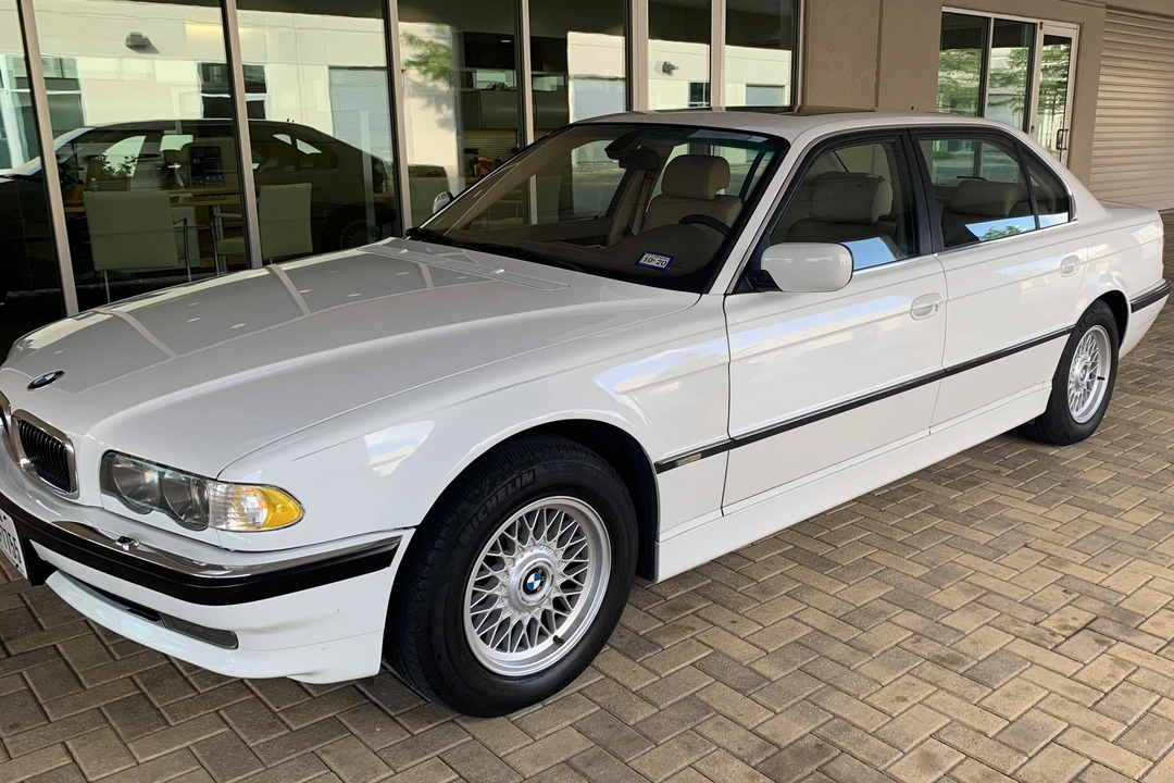 2001 BMW E38 7 Series - Image 7 of 31