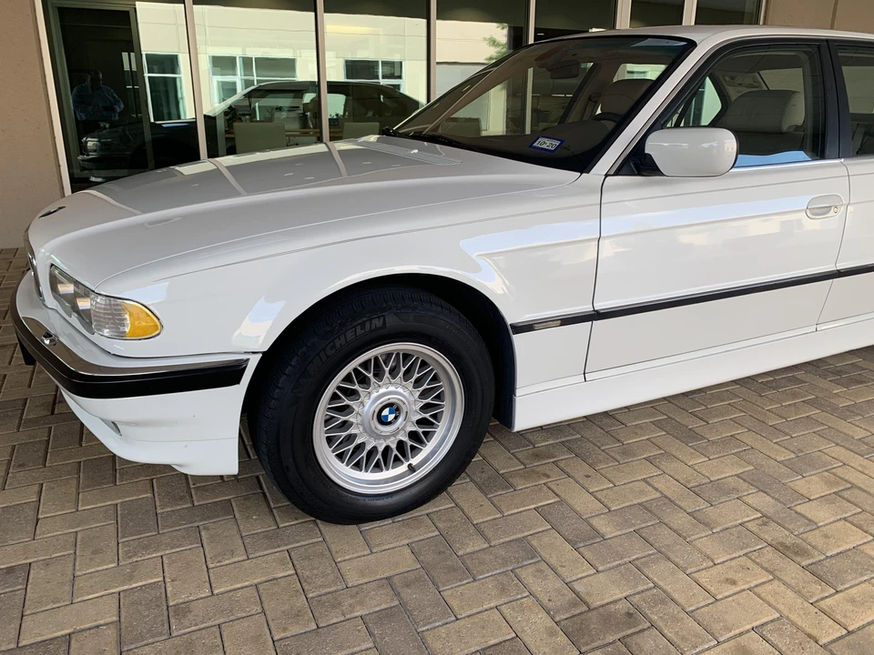 2001 BMW E38 7 Series - Image 23 of 31
