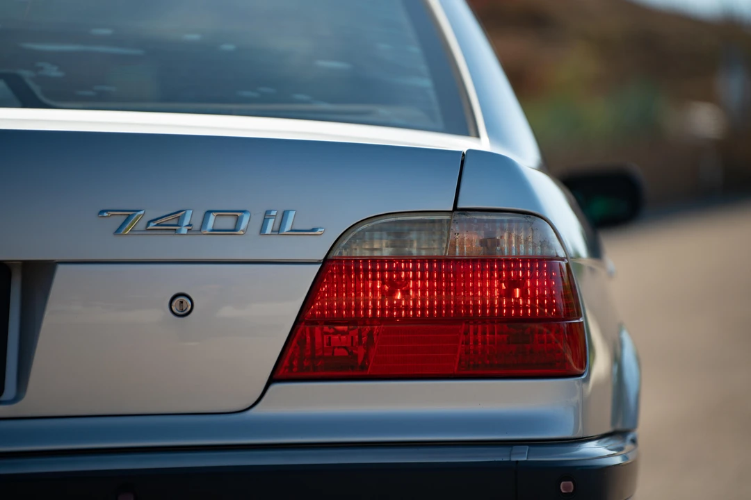 2001 BMW E38 7 Series - Image 22 of 31