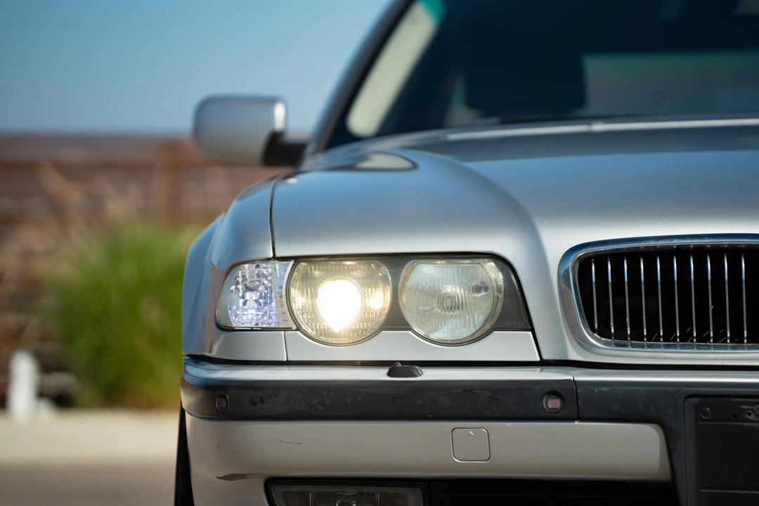 2001 BMW E38 7 Series - Image 13 of 31