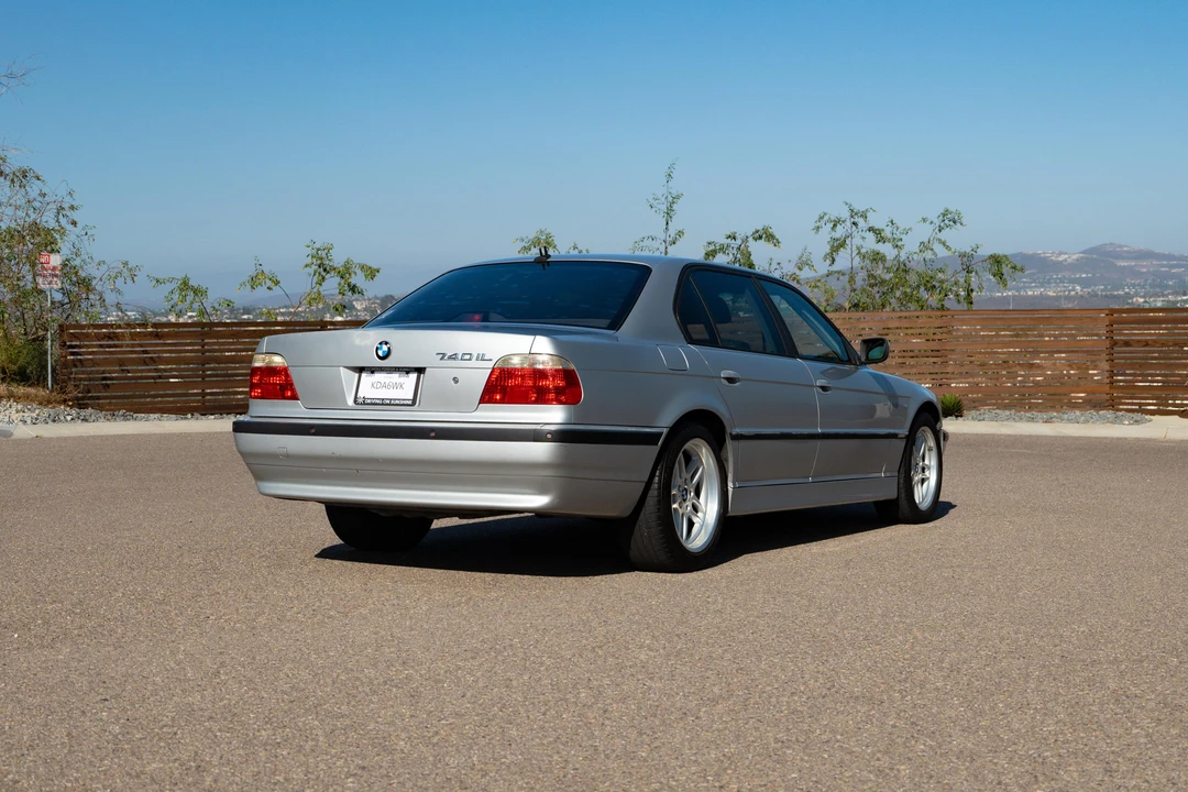 2001 BMW E38 7 Series - Image 9 of 31