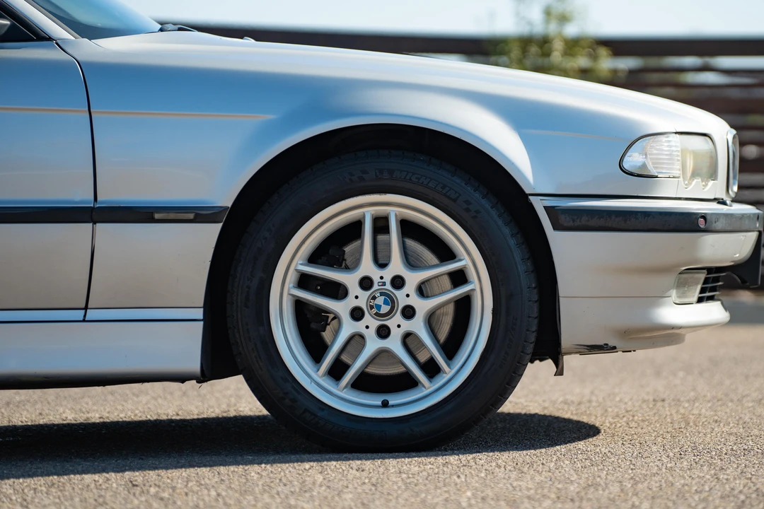 2001 BMW E38 7 Series - Image 27 of 31