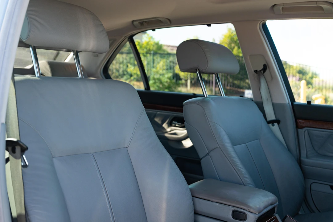 2001 BMW E38 7 Series - Image 30 of 31