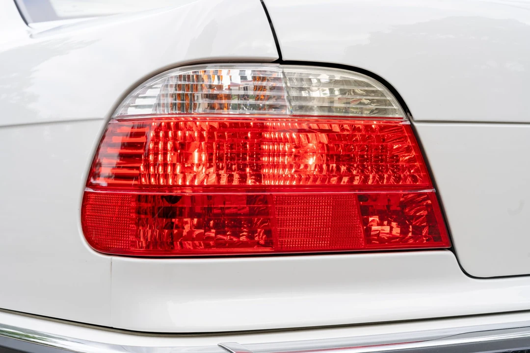 2001 BMW E38 7 Series - Image 31 of 31