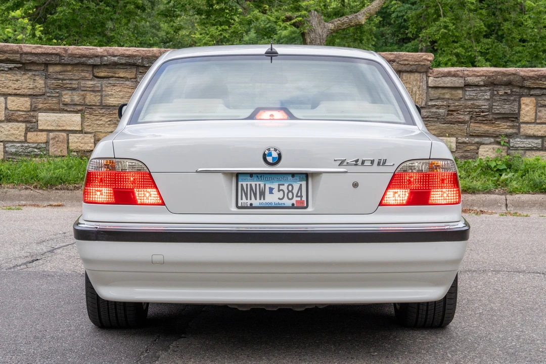 2001 BMW E38 7 Series - Image 6 of 31