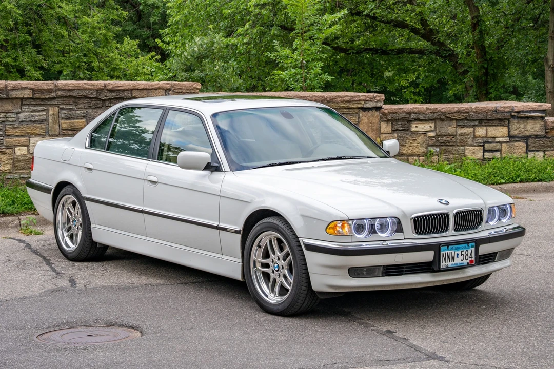 2001 BMW E38 7 Series - Image 9 of 31