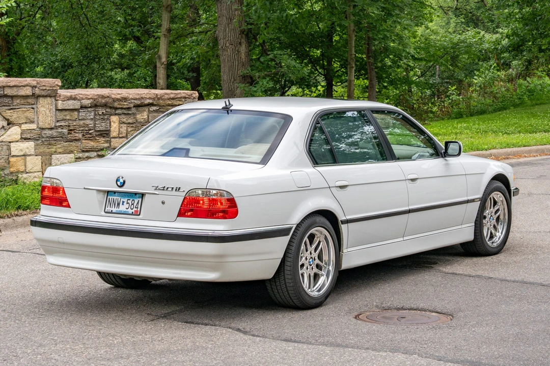 2001 BMW E38 7 Series - Image 7 of 31