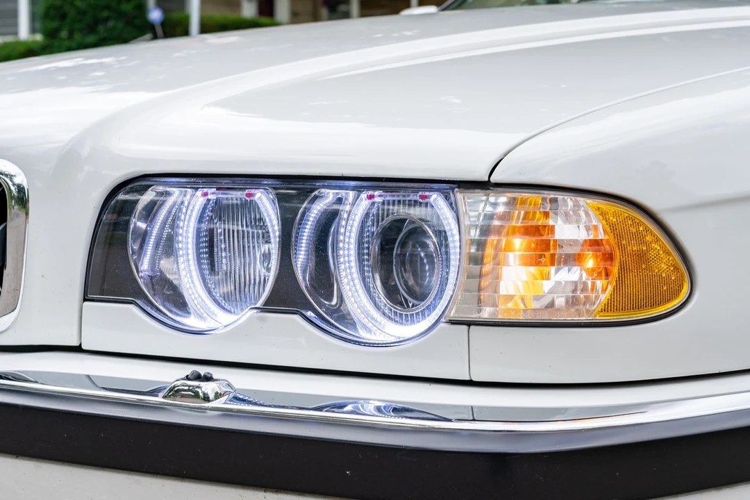 2001 BMW E38 7 Series - Image 15 of 31