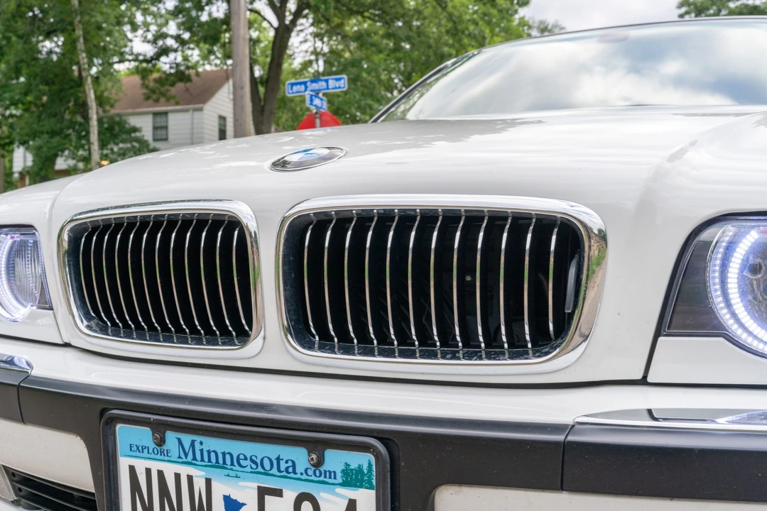 2001 BMW E38 7 Series - Image 13 of 31