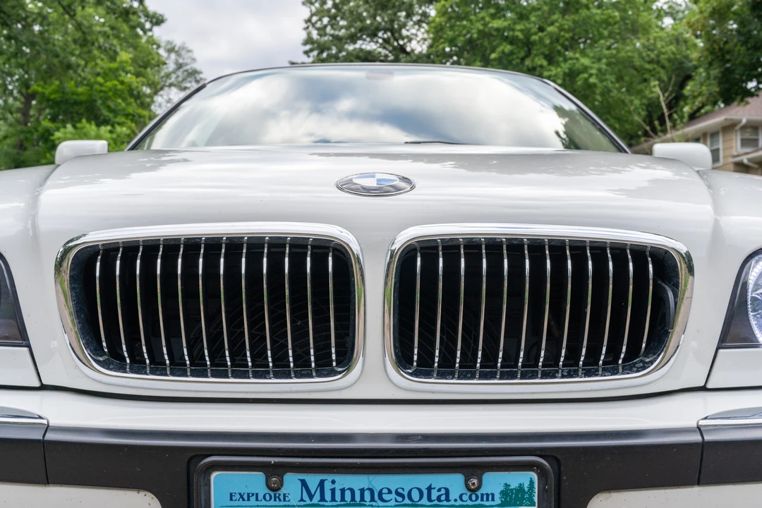 2001 BMW E38 7 Series - Image 12 of 31