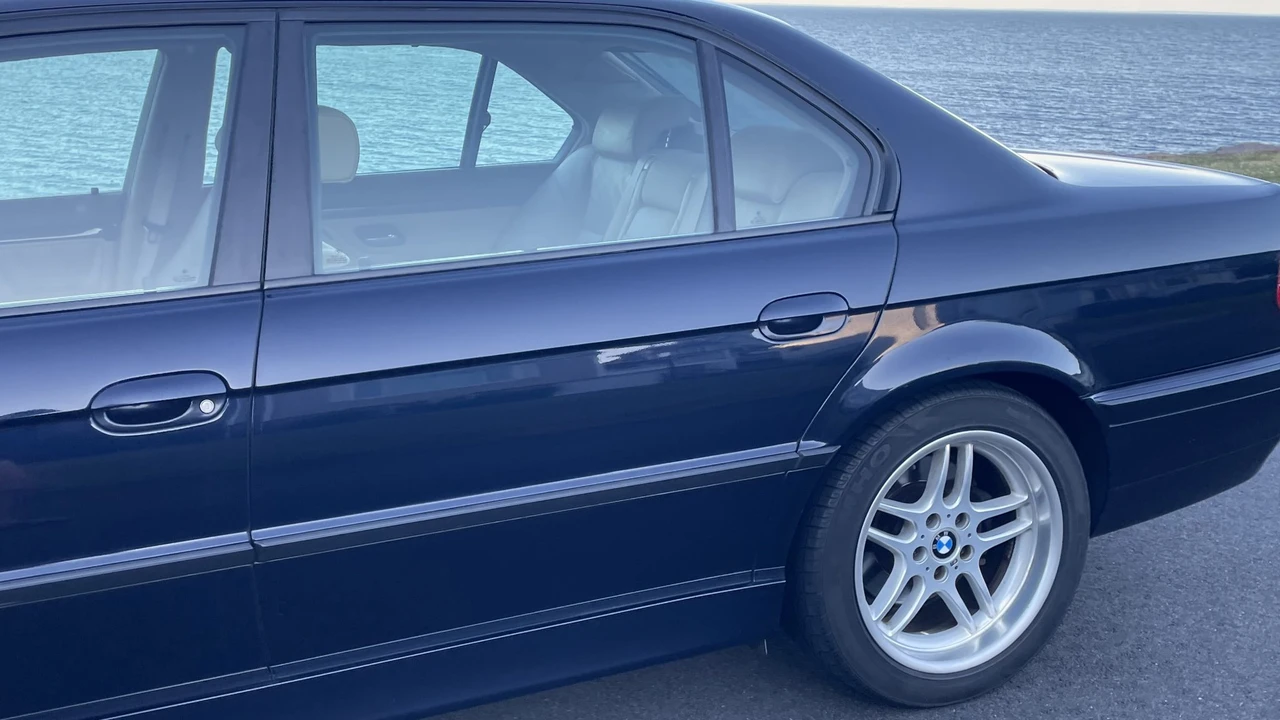 2001 BMW E38 7 Series - Image 21 of 31