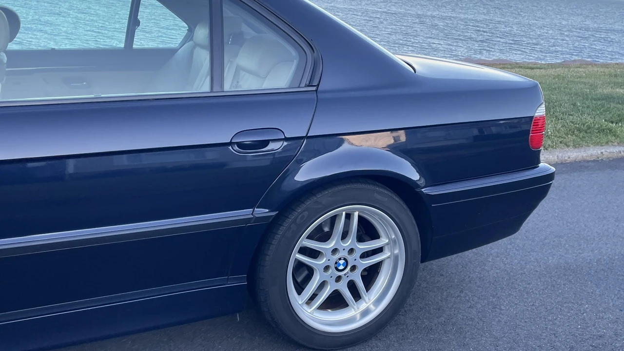 2001 BMW E38 7 Series - Image 22 of 31
