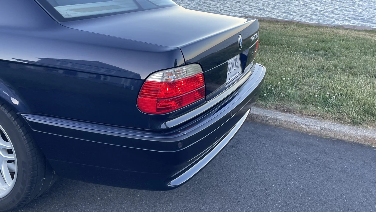 2001 BMW E38 7 Series - Image 27 of 31