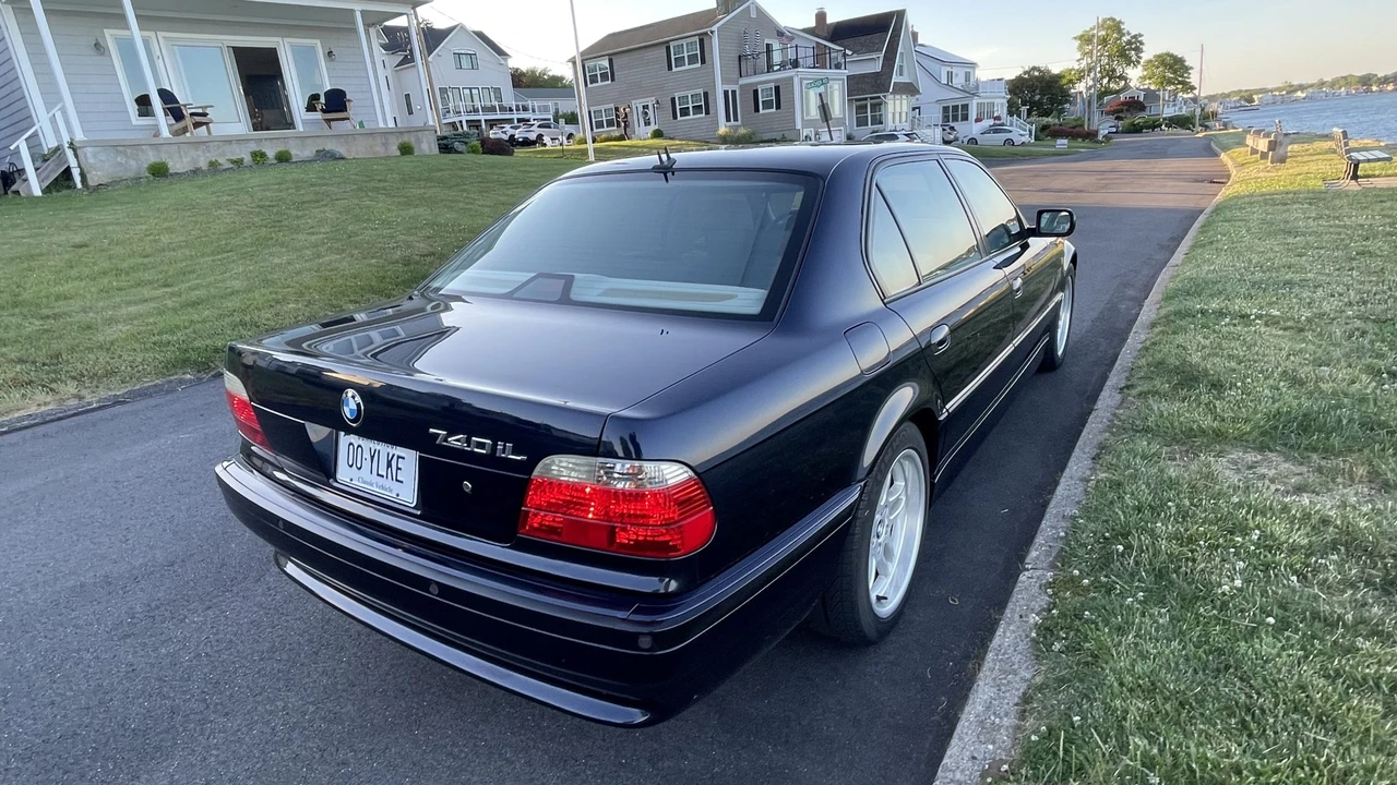 2001 BMW E38 7 Series - Image 8 of 31