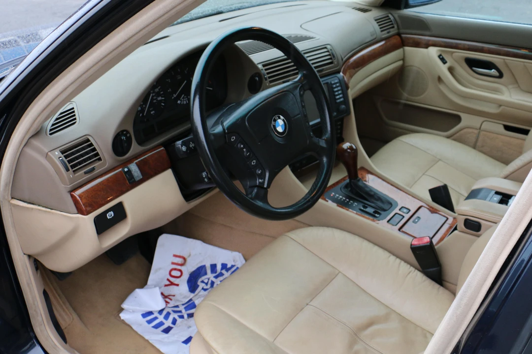 2001 BMW E38 7 Series - Image 6 of 9