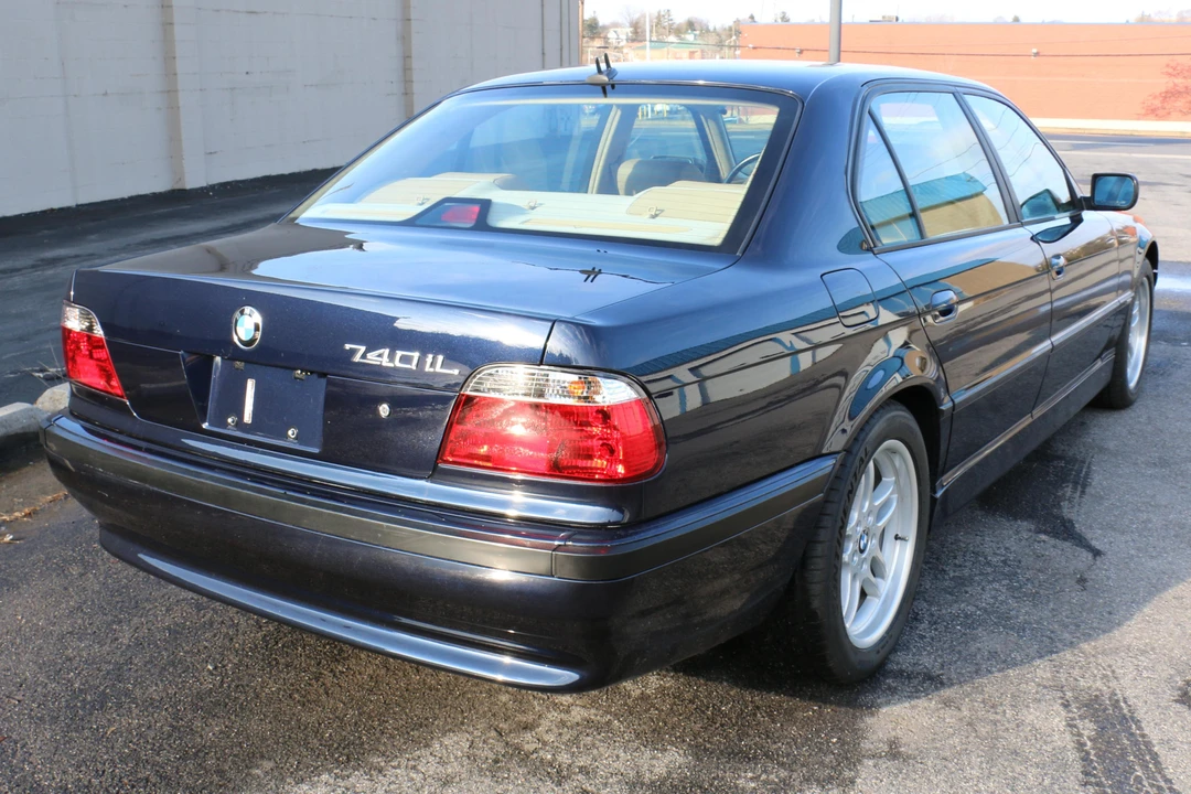 2001 BMW E38 7 Series - Image 4 of 9