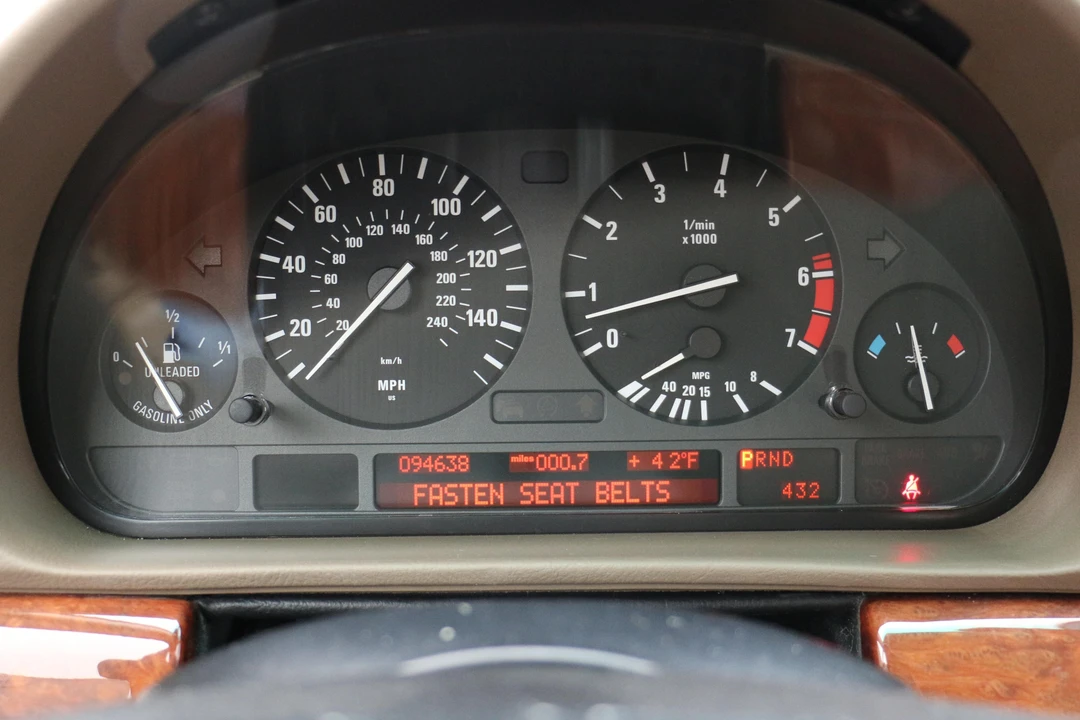 2001 BMW E38 7 Series - Image 9 of 9