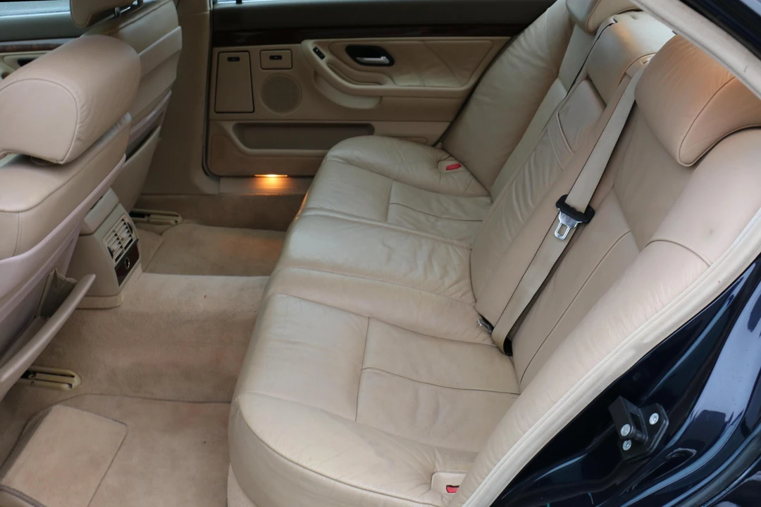 2001 BMW E38 7 Series - Image 8 of 9
