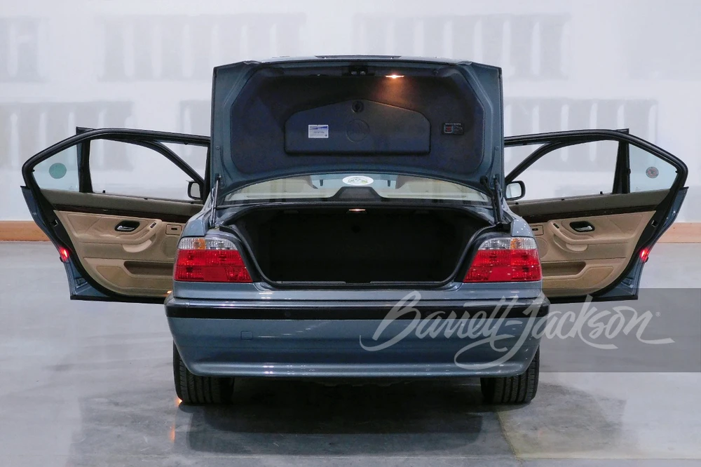2001 BMW E38 7 Series - Image 9 of 11