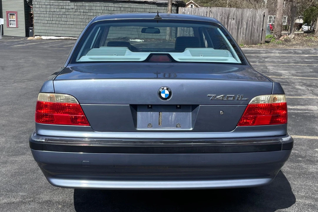2001 BMW E38 7 Series - Image 5 of 31