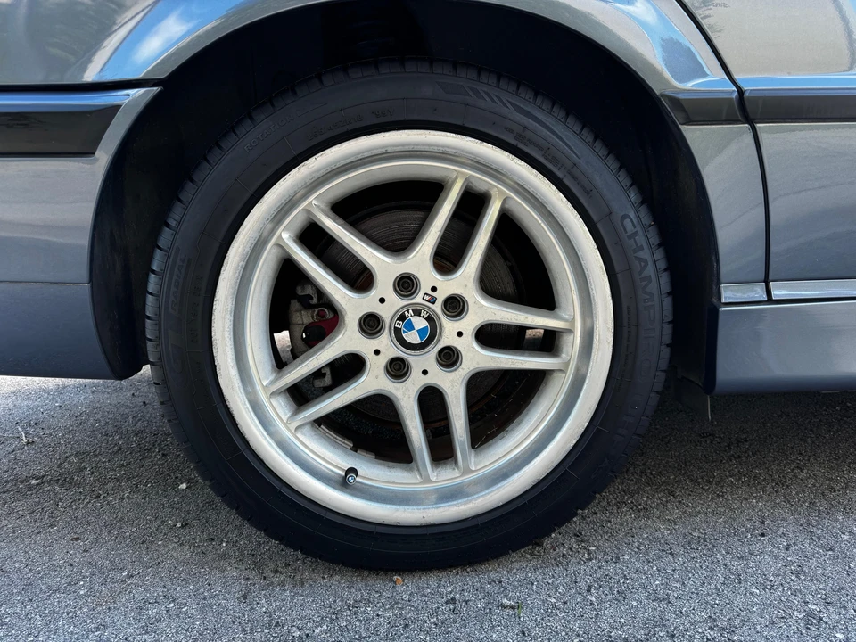 2001 BMW E38 7 Series - Image 23 of 31