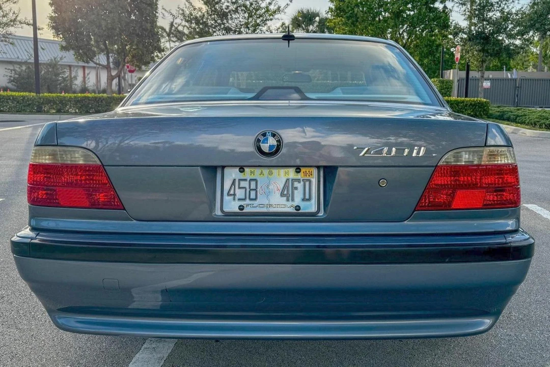 2001 BMW E38 7 Series - Image 5 of 31