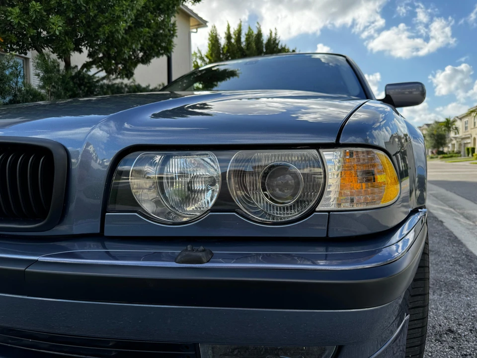2001 BMW E38 7 Series - Image 14 of 31