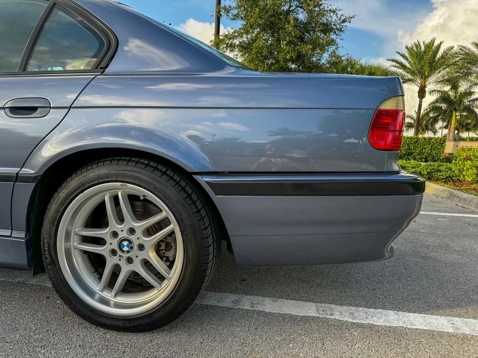 2001 BMW E38 7 Series - Image 15 of 31