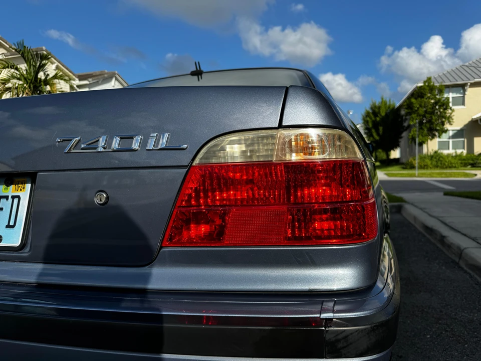 2001 BMW E38 7 Series - Image 17 of 31