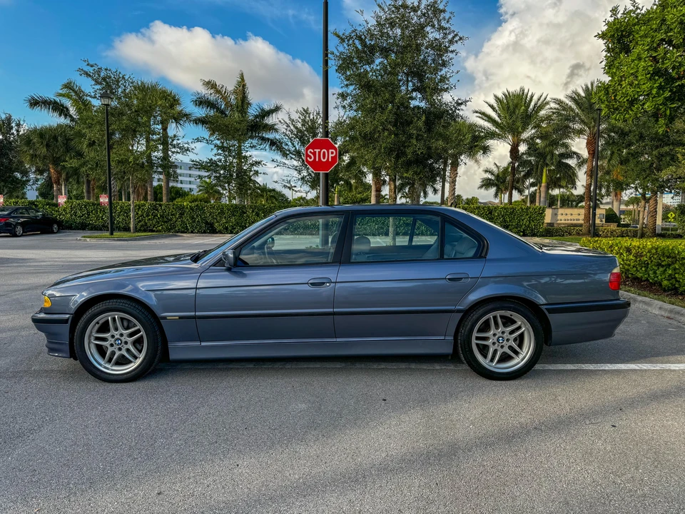 2001 BMW E38 7 Series - Image 8 of 31