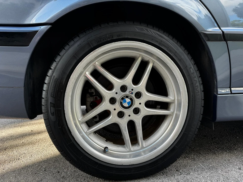 2001 BMW E38 7 Series - Image 24 of 31